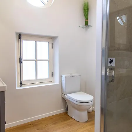 Maison De Charme Avec Piscine Chauffee A 300m De La Loire, Proche Saumur Et Sites Unesco - Fr-1-622-70 Holiday home La Menitre