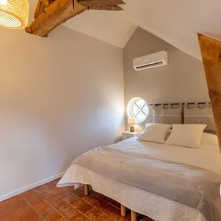 Casa de Férias Maison De Charme Avec Piscine Chauffée à 300m De La Loire, Proche Saumur Et Sites Unesco - Fr-1-622-70 La Menitre