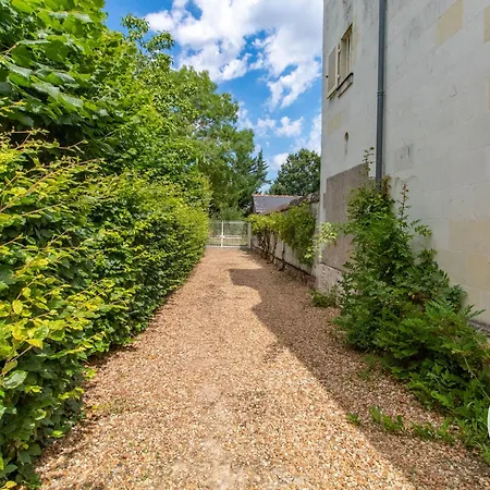 Maison De Charme Avec Piscine Chauffee A 300m De La Loire, Proche Saumur Et Sites Unesco - Fr-1-622-70 * La Menitre