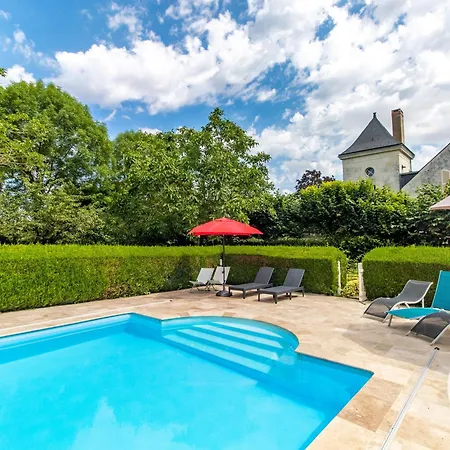 Casa de Férias Maison De Charme Avec Piscine Chauffée à 300m De La Loire, Proche Saumur Et Sites Unesco - Fr-1-622-70 *