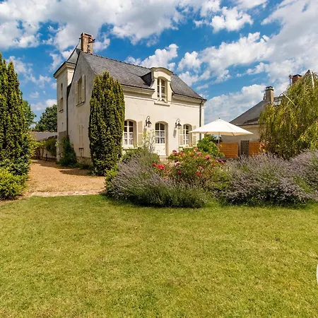 Maison De Charme Avec Piscine Chauffée à 300m De La Loire, Proche Saumur Et Sites Unesco - Fr-1-622-70 Casa de Férias