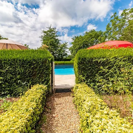 Casa de Férias Maison De Charme Avec Piscine Chauffée à 300m De La Loire, Proche Saumur Et Sites Unesco - Fr-1-622-70